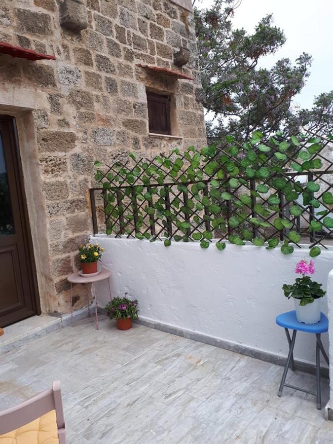 Traditional Stone House Rhodes City Exterior foto
