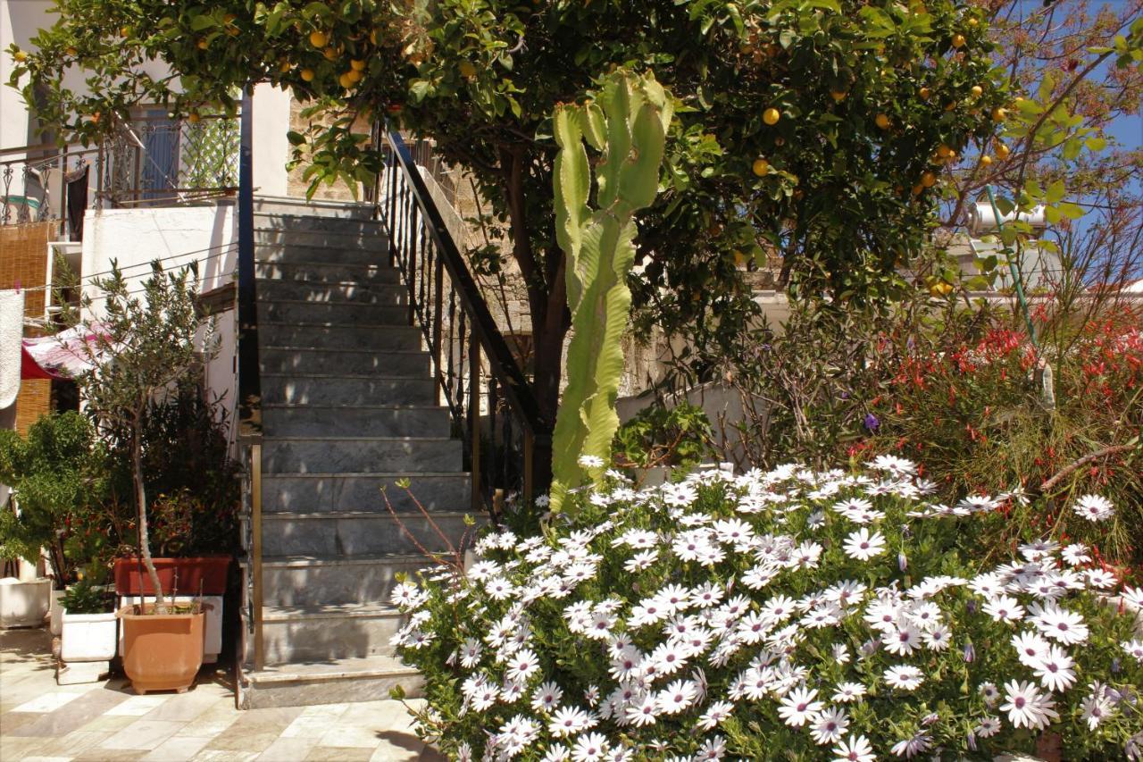 Traditional Stone House Rhodes City Exterior foto